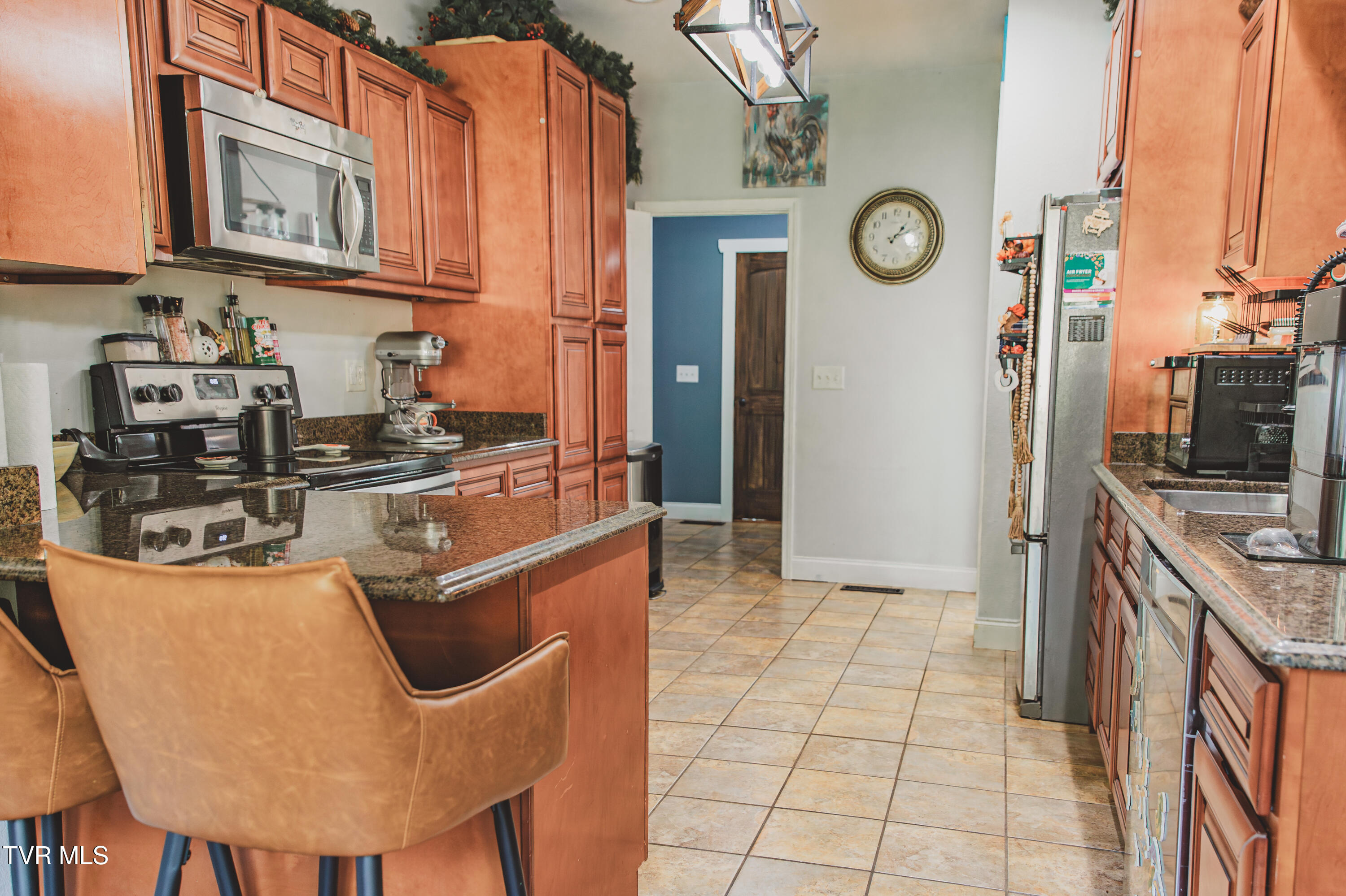 948 Chestnut Grove Road Dandridge, TN 37725 - Photo 8 of 16 CopperSunsetPhoto1-10