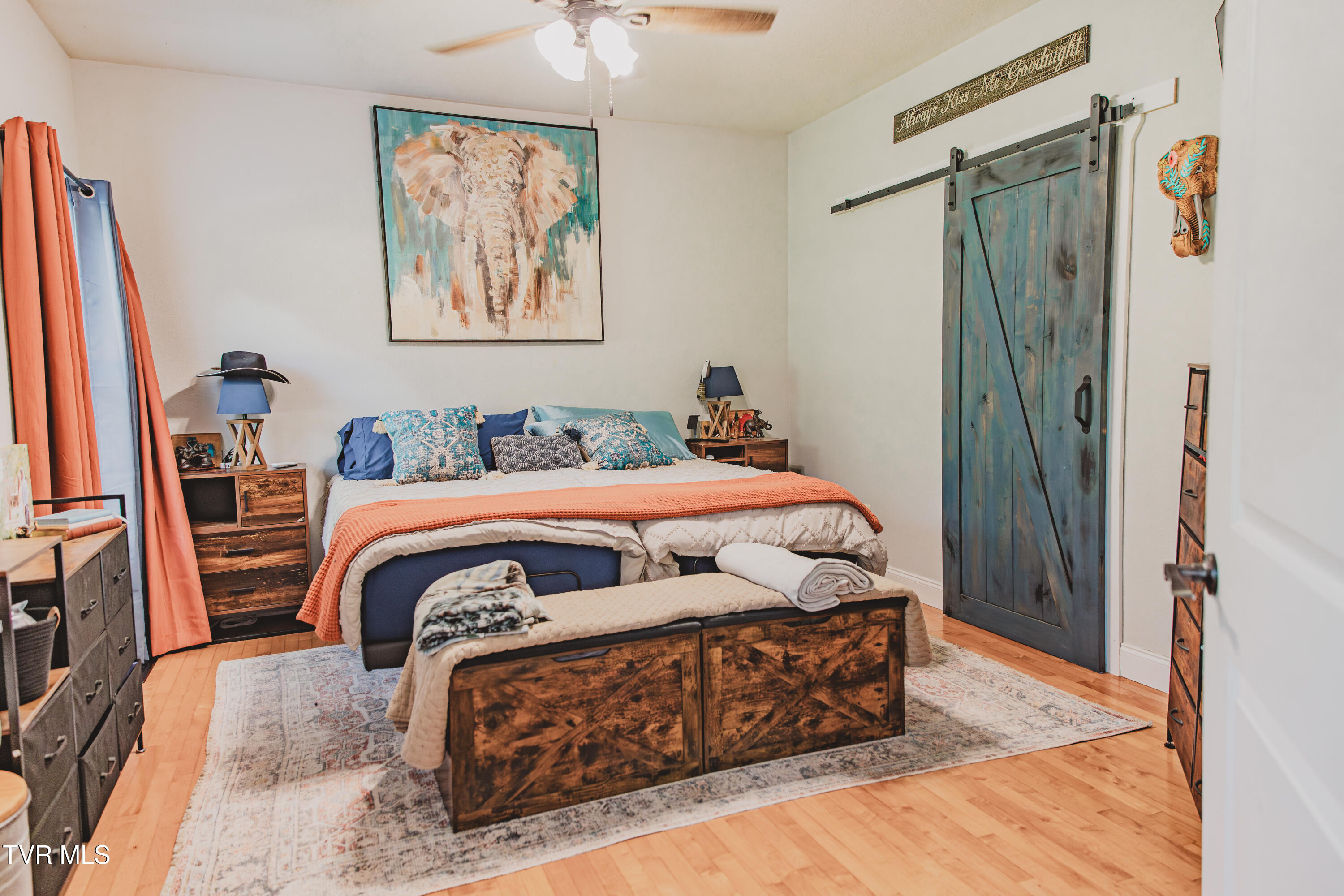 948 Chestnut Grove Road Dandridge, TN 37725 - Photo 10 of 16 CopperSunsetPhoto1-13