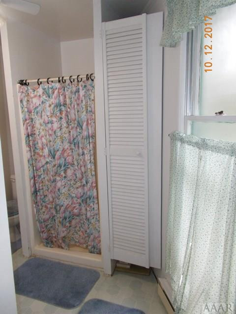 107 Sailboat Road Shiloh, NC 27974 - Photo 23 of 27 Bath w/2 closets!