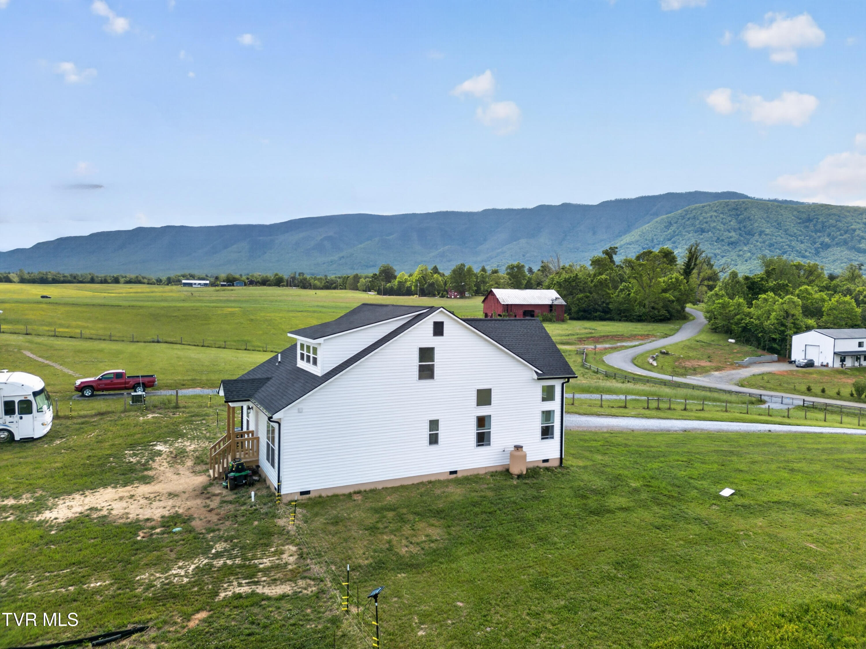 105 Woolsey College Road Greeneville, TN 37743 - Photo 67 of 78 021_DJI_0094