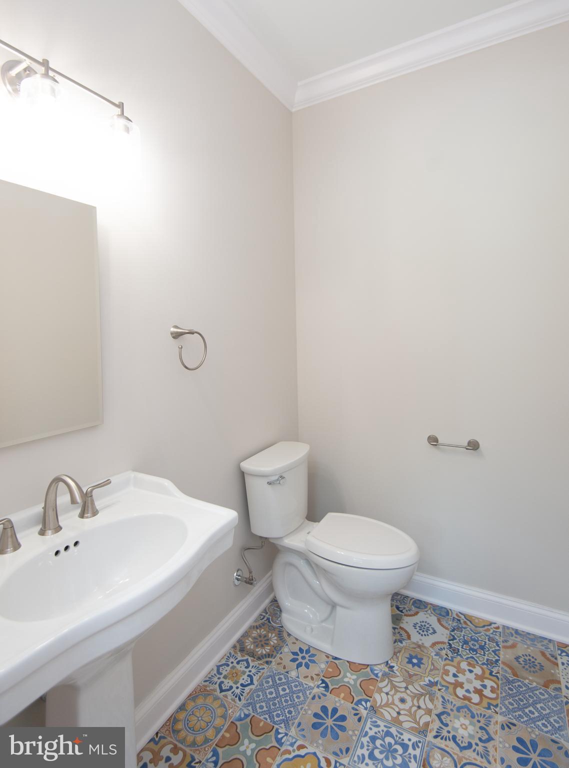 2202 Horns Point Road Cambridge, MD 21613 - Photo 33 of 74 First floor power room