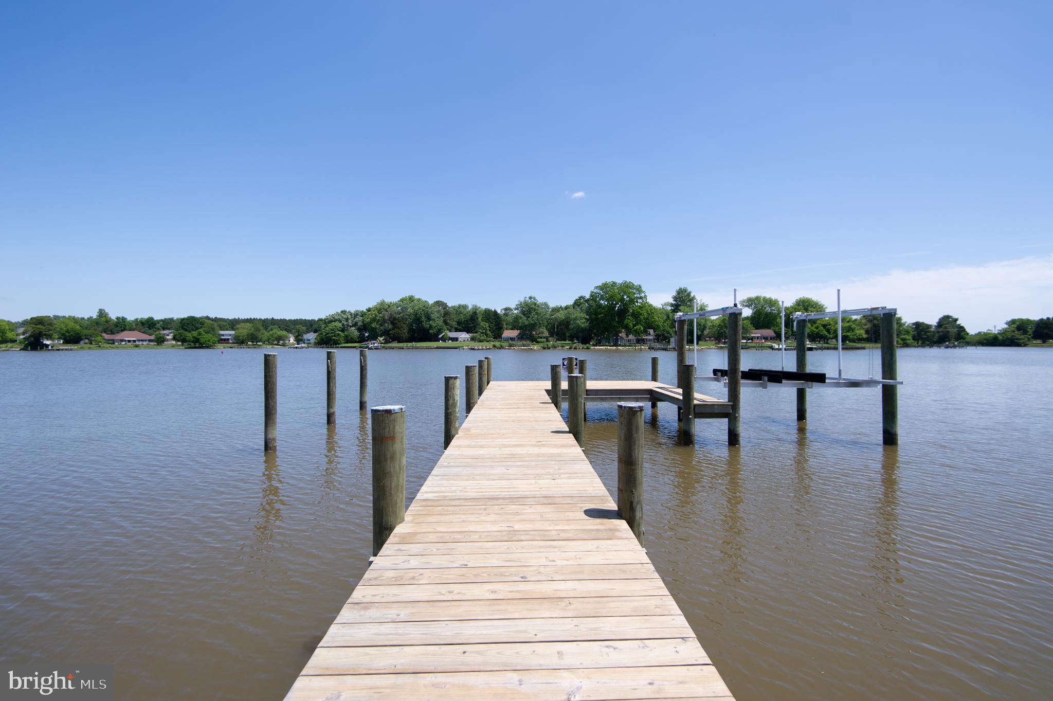 2202 Horns Point Road Cambridge, MD 21613 - Photo 8 of 74 210 Foot Pier