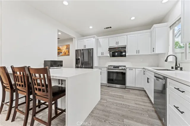 $5,500 | 21 New Jersey, Irvine, CA 92606