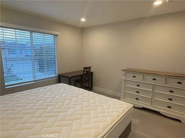 $5,500 | 21 New Jersey, Irvine, CA 92606