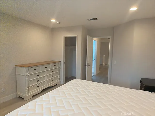 $5,500 | 21 New Jersey, Irvine, CA 92606