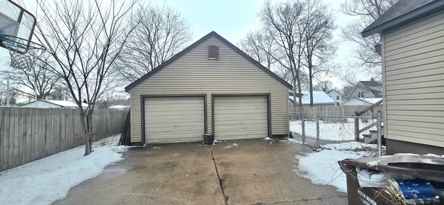 $169,999 | 110 South 8th Street, South Beloit, IL 61080