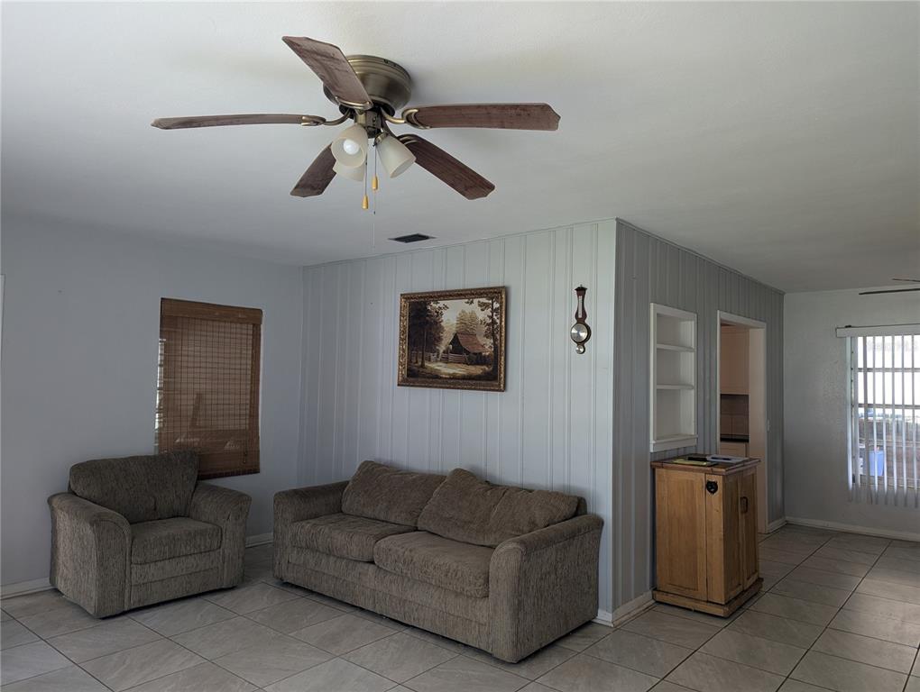 7633 South Cres Loop Floral City, FL 34436 - Photo 5 of 38