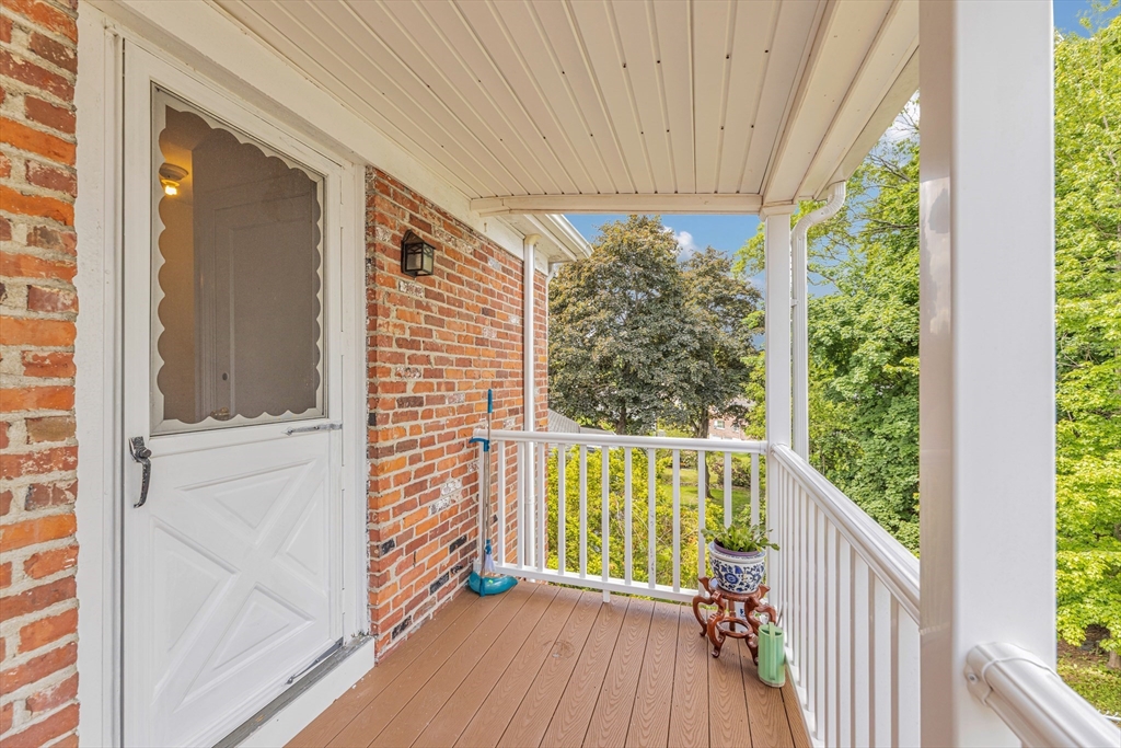 5 Spinney Street, Unit 2 Boston, MA 02132 - Photo 19 of 27