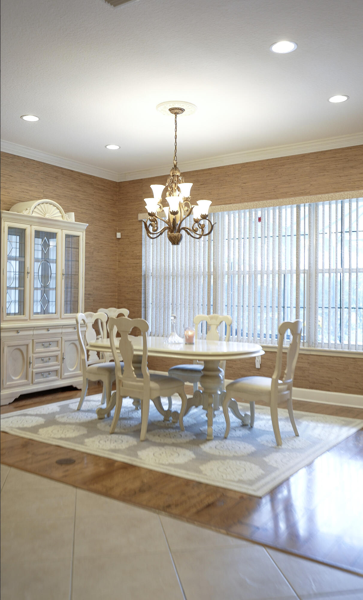 9908 Southeast 67th Avenue Road Belleview, FL 34420 - Photo 18 of 65 45_dining