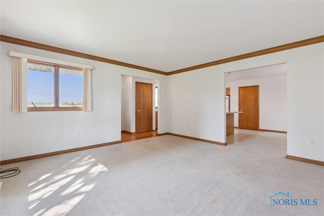 853 South Lallendorf Road Oregon, OH 43616 - Photo 7 of 33 Gallery Image 7