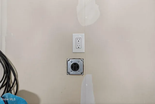 $745,000 | 3 Appleton Street, Ballston, NY 12019