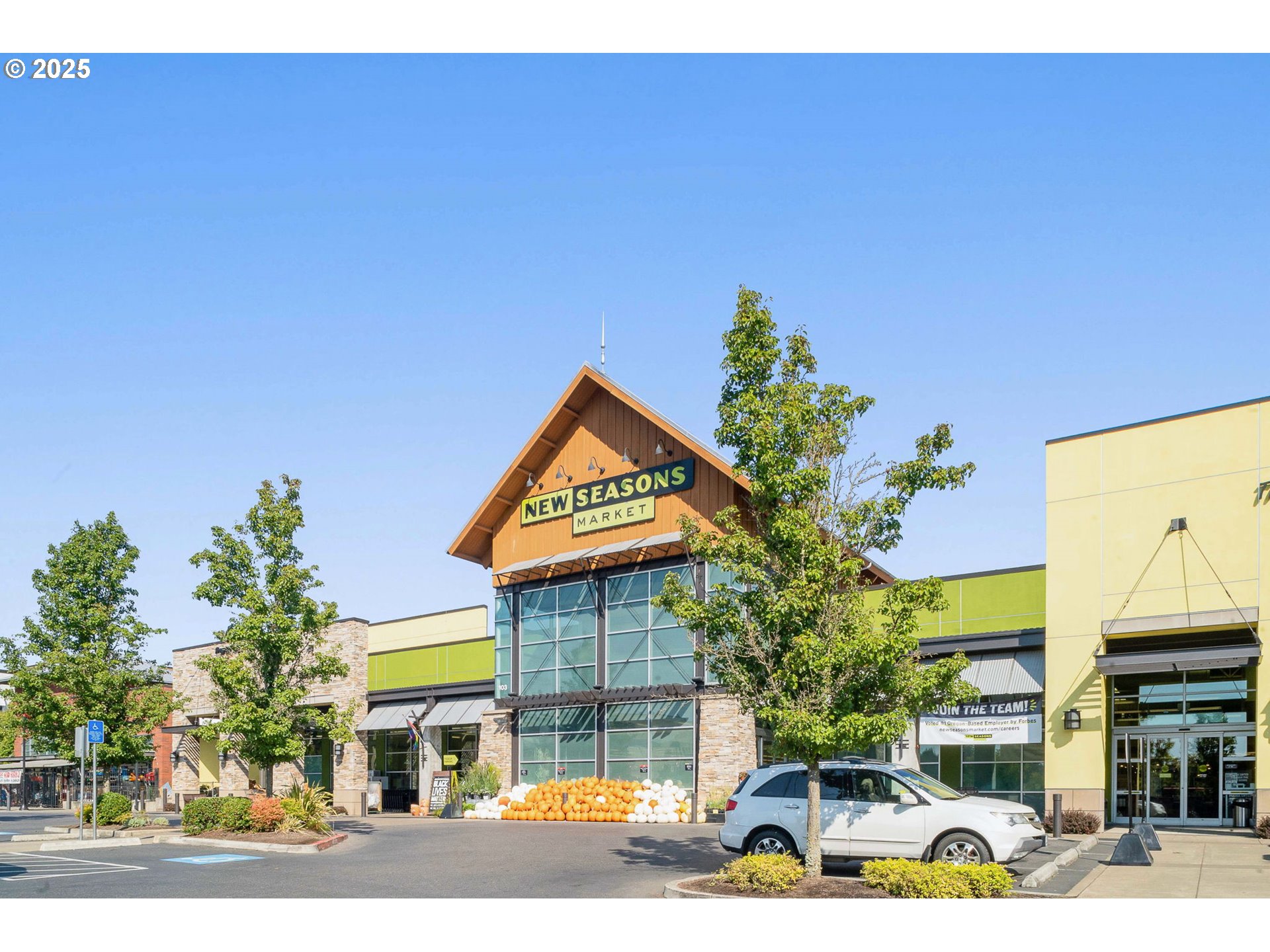 17181 Southwest Snowdale Street, Unit 204 Beaverton, OR 97007 - Photo 10 of 13