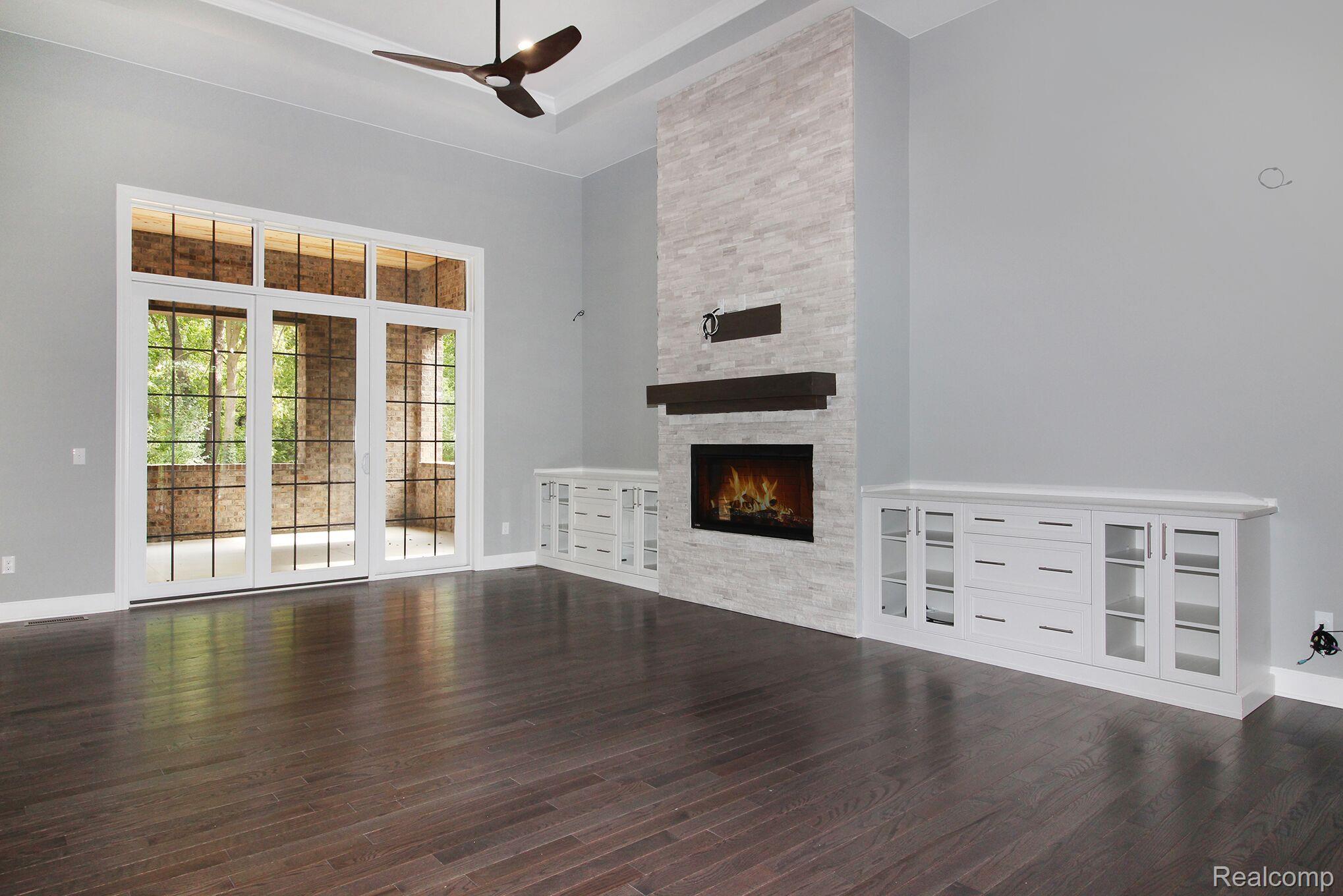 47725 Card Road Macomb, MI 48044 - Photo 7 of 24 Gallery Image 7