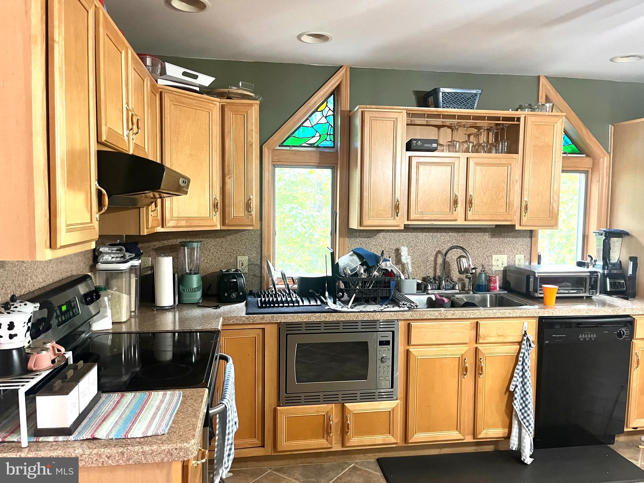 42 Summit Road Hazleton, PA 18202 - Photo 9 of 29 Gallery Image 9