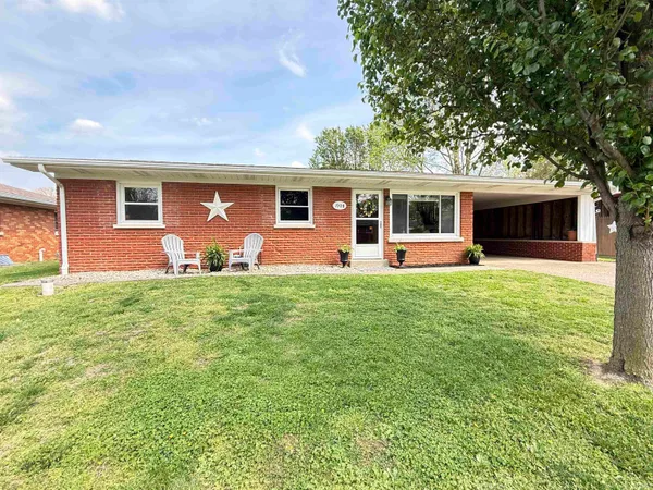 $240,000 | 1908 Chickasaw Drive, Evansville, IN 47715