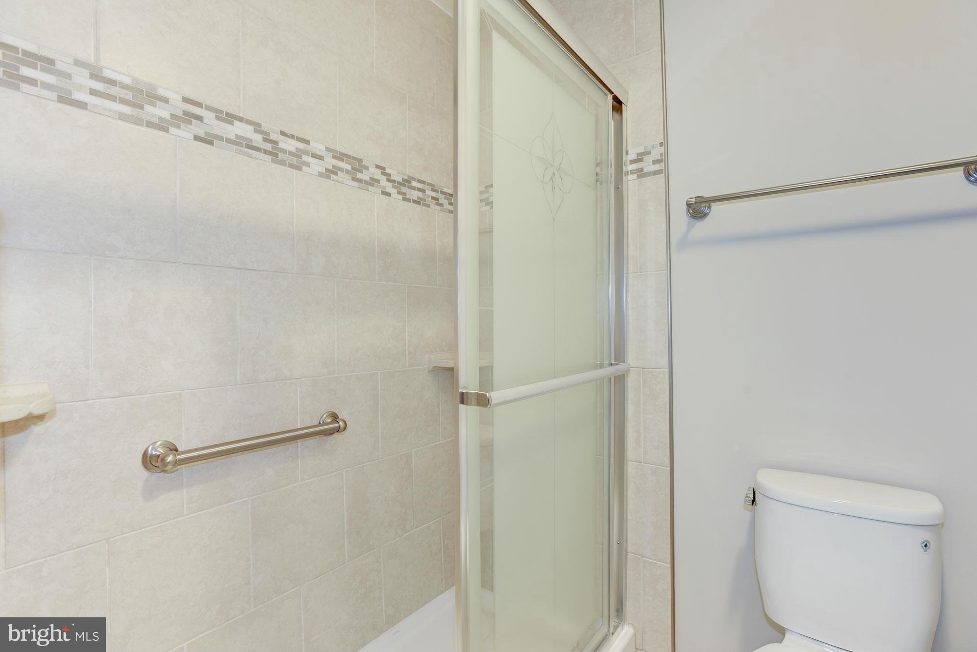 12124 Quorn Lane Reston, VA 20191 - Photo 14 of 24 Bath (Master) separate shower