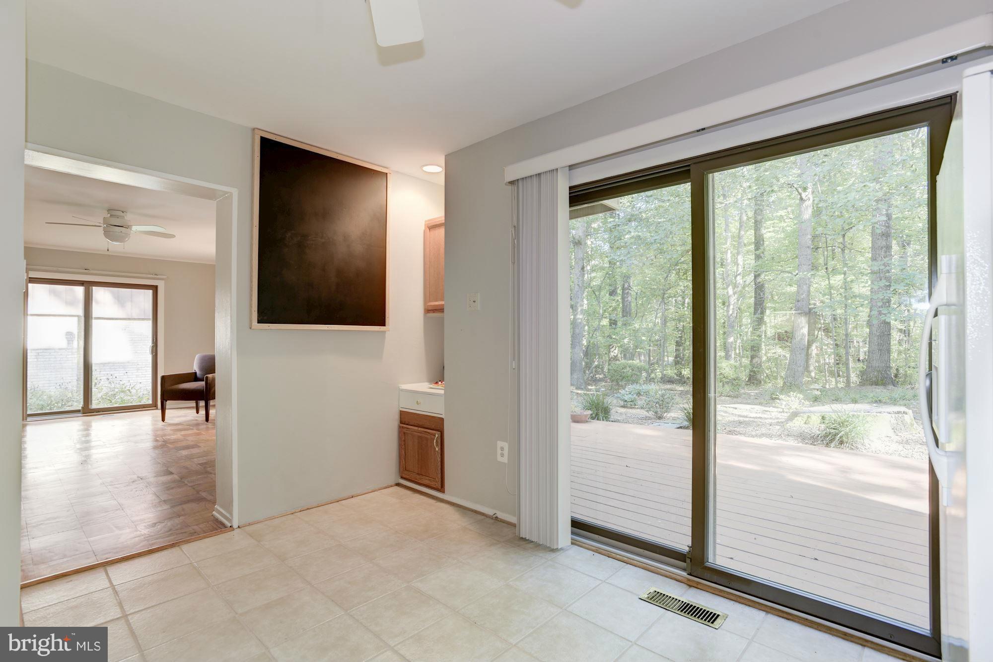12124 Quorn Lane Reston, VA 20191 - Photo 7 of 24 Kitchen and Pantry