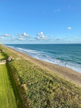 $3,500 | 10200 South Ocean Drive, Unit 710, Jensen Beach, FL 34957