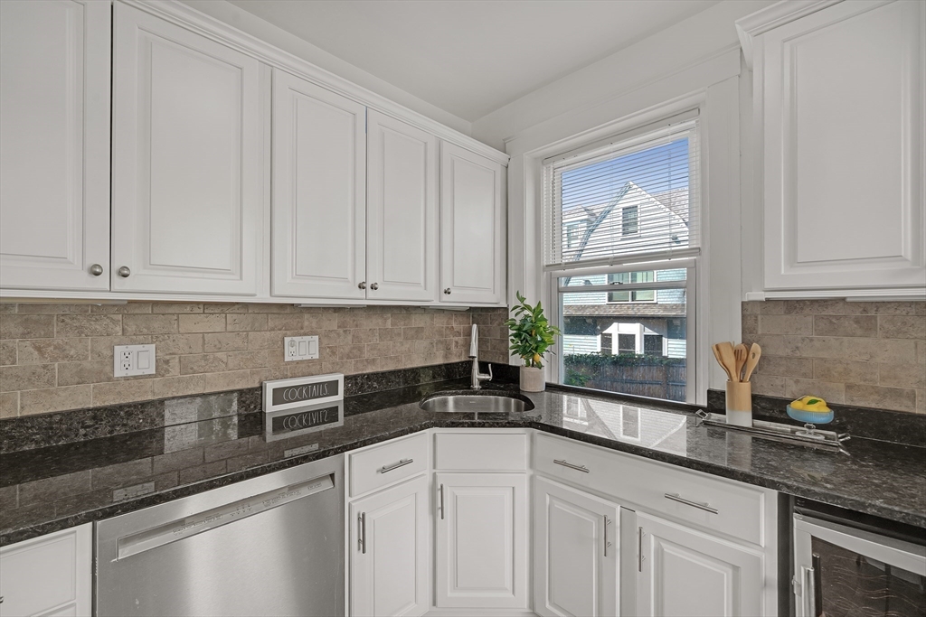 233 Freeman Street, Unit 1 Brookline, MA 02446 - Photo 2 of 26