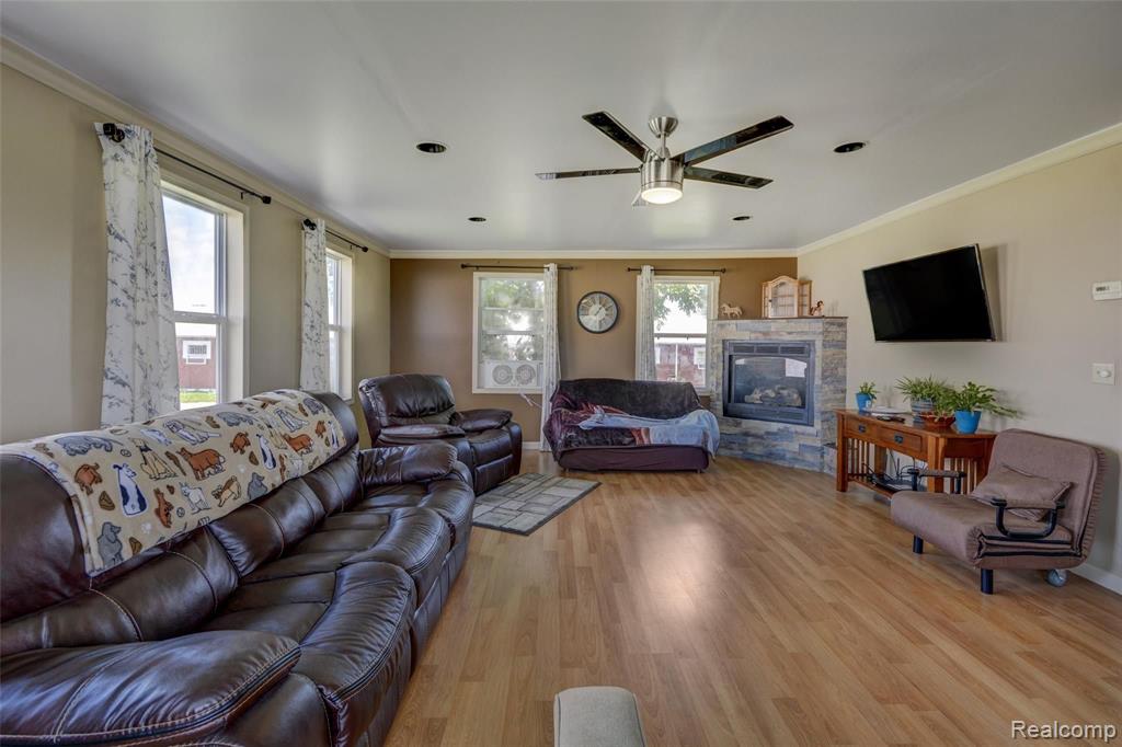 9451 East Prior Road Durand, MI 48429 - Photo 5 of 82