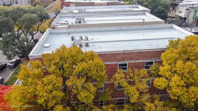 a view of a multi story building