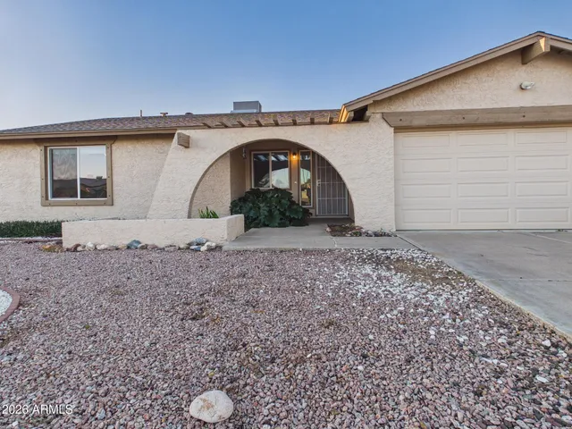 $2,100 | 3613 West Campo Bello Drive, Glendale, AZ 85308
