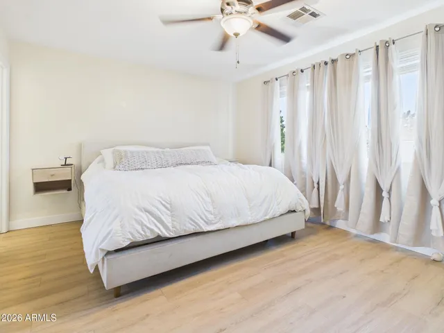 $2,100 | 3613 West Campo Bello Drive, Glendale, AZ 85308