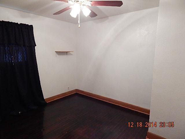 197 East Erie Road Temperance, MI 48182 - Photo 6 of 14 20426864-5.JPG