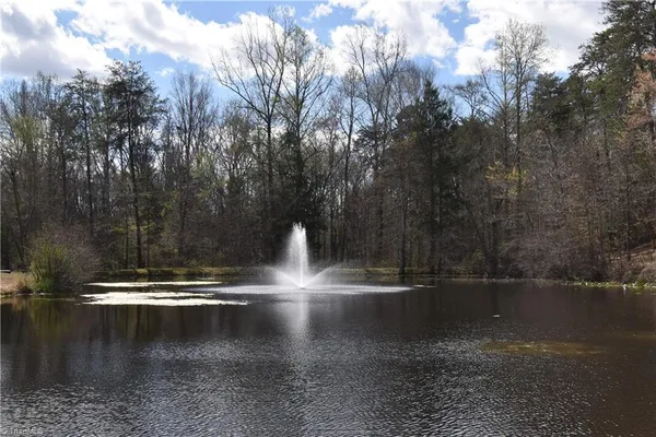 $199,900 | 6799 Bronco Lane, Summerfield, NC 27358