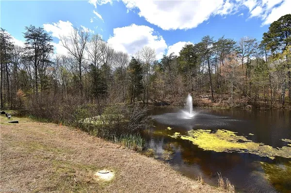 $199,900 | 6799 Bronco Lane, Summerfield, NC 27358