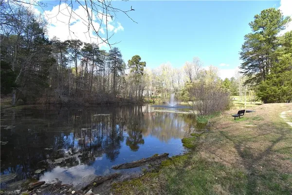 $199,900 | 6799 Bronco Lane, Summerfield, NC 27358