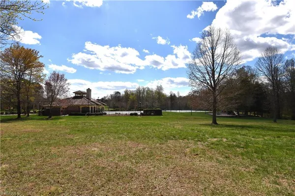 $199,900 | 6799 Bronco Lane, Summerfield, NC 27358