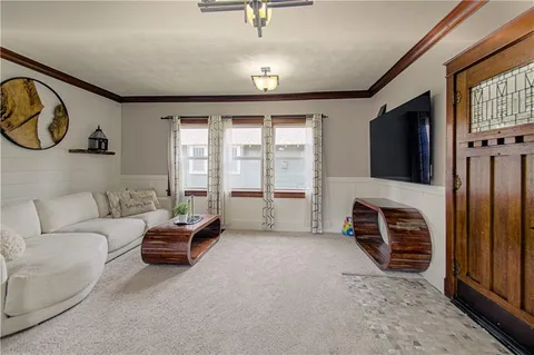 $300,000 | 1714 South Overton Avenue, Independence, MO 64052