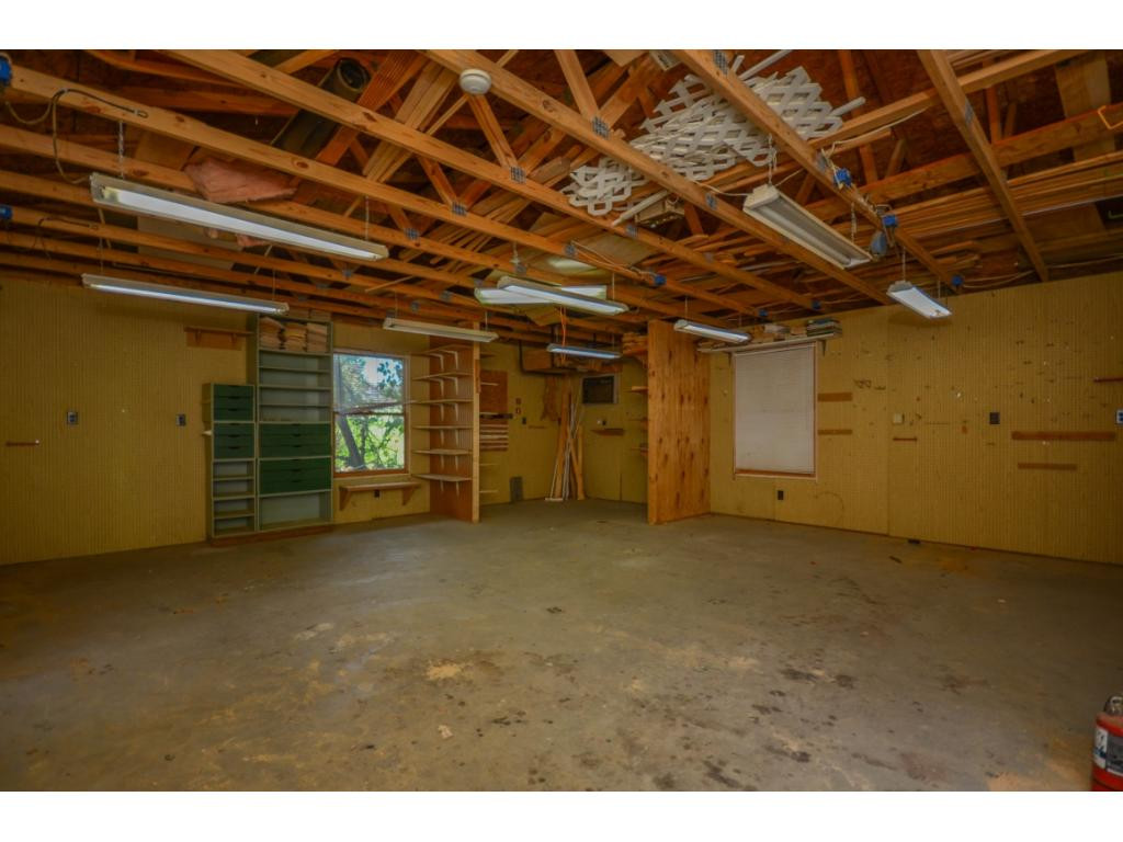 179 Rockingham Road Gray, TN 37615 - Photo 8 of 26 shop