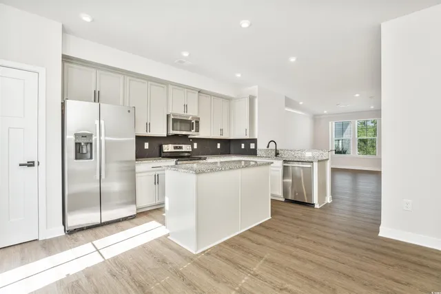 $1,950 | 303 Golan Circle, Unit E, Myrtle Beach, SC 29579