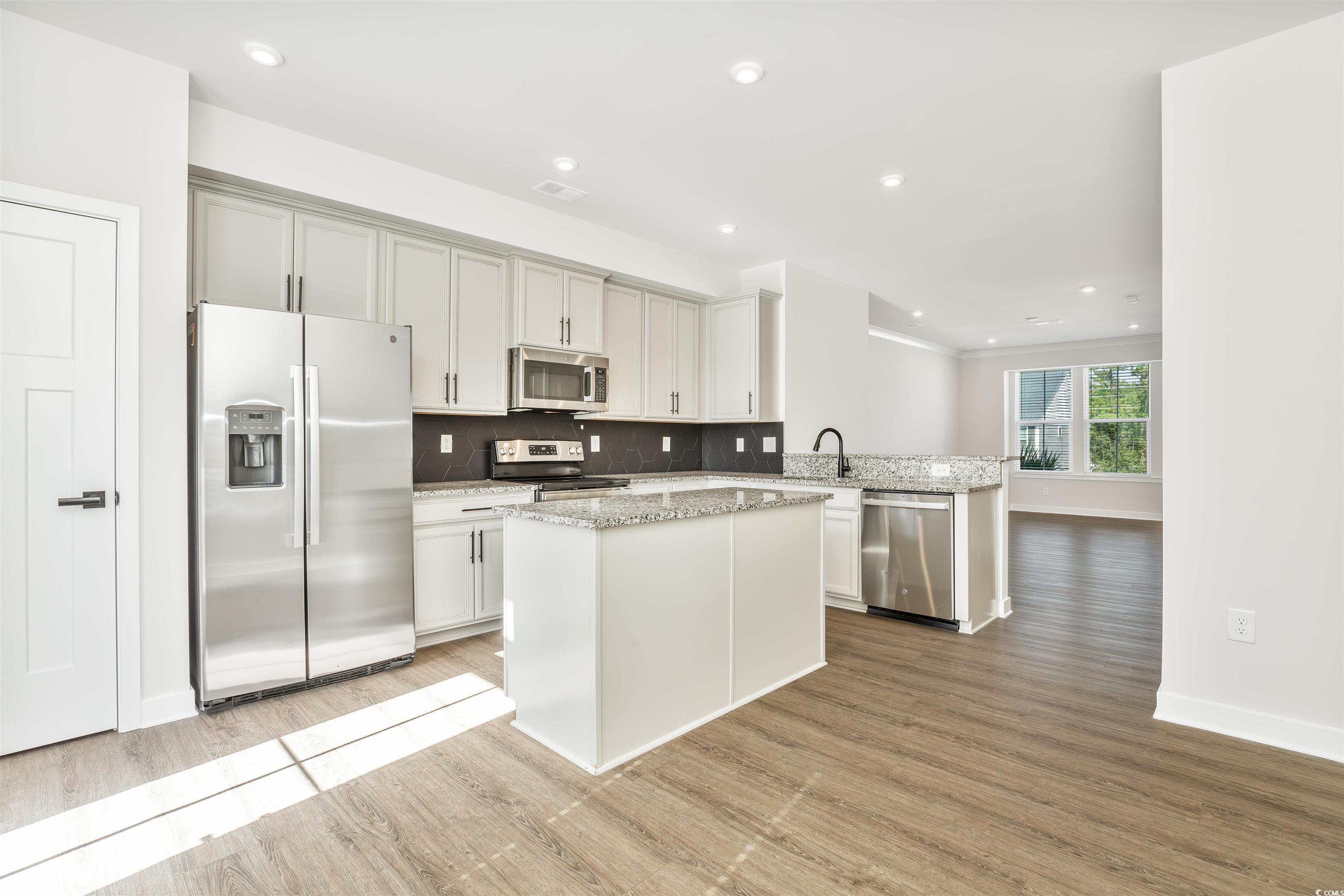 303 Golan Circle, Unit E Myrtle Beach, SC 29579 - Photo 3 of 40