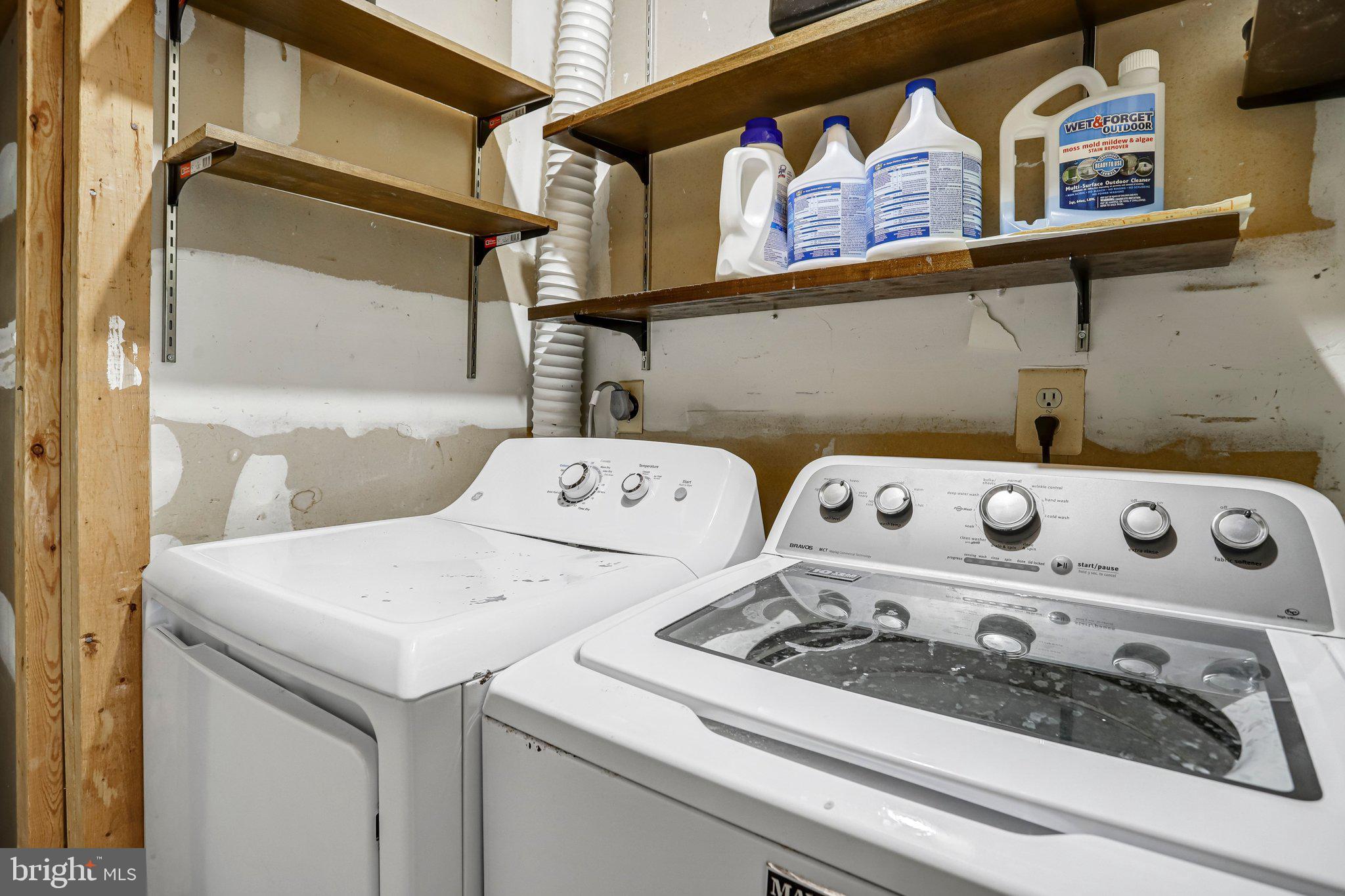 2807 Strauss Terrace Silver Spring, MD 20904 - Photo 24 of 26 a utility room with dryer and washer