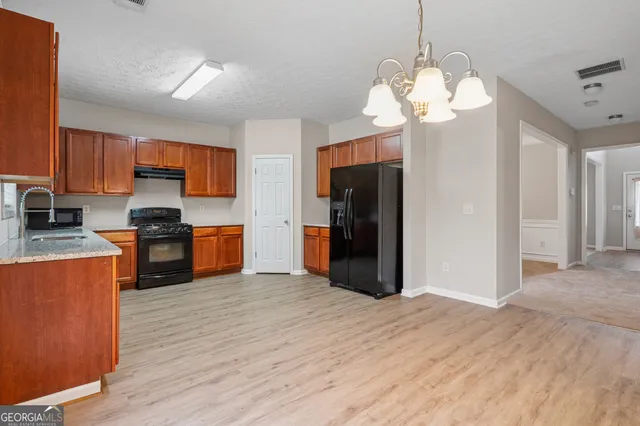 $2,400 | 2040 Village Green Drive, Fairburn, GA 30213