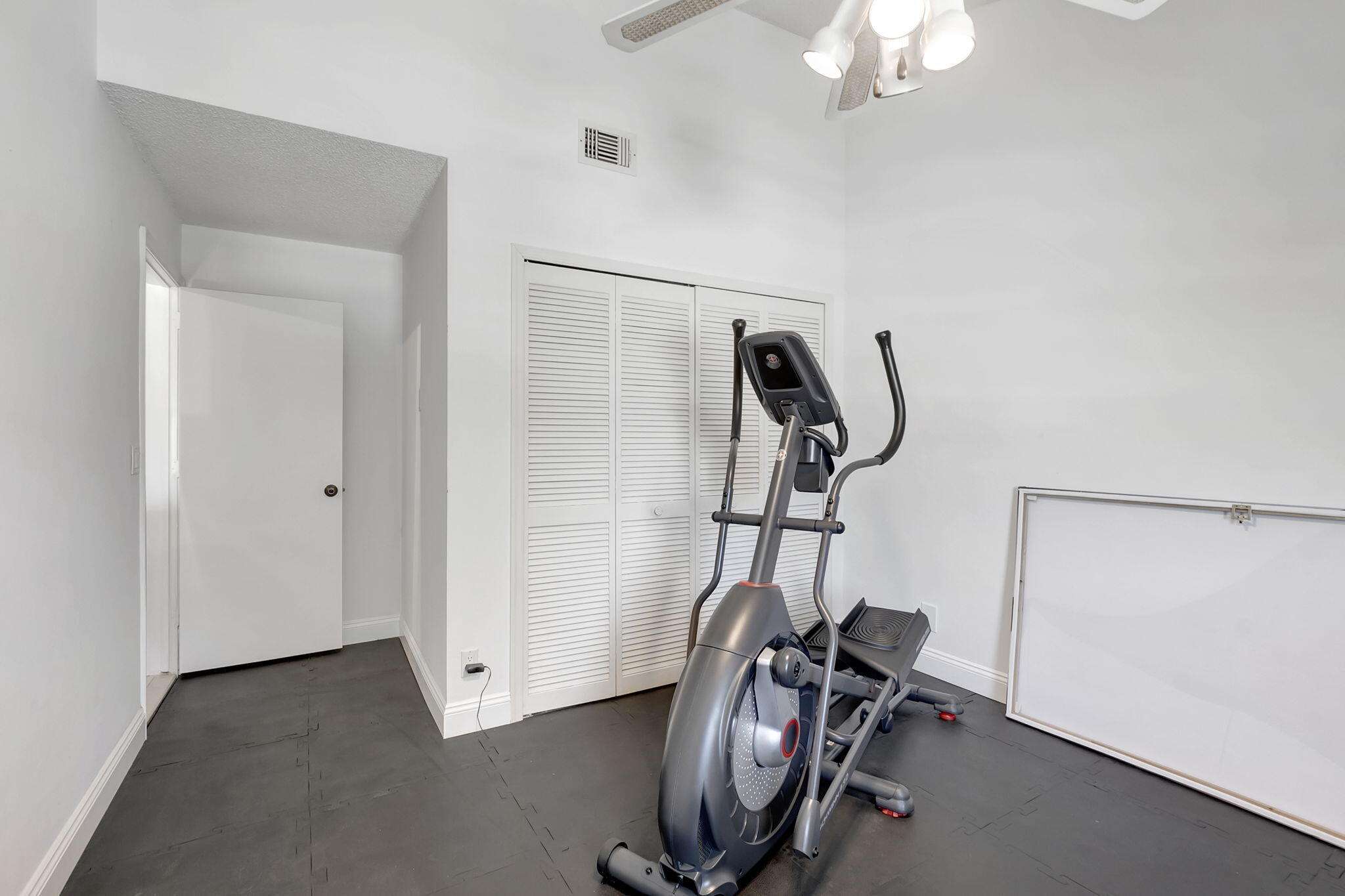 626 Mariners Way Boynton Beach, FL 33435 - Photo 29 of 47 25-web-or-mls-DSC_0550