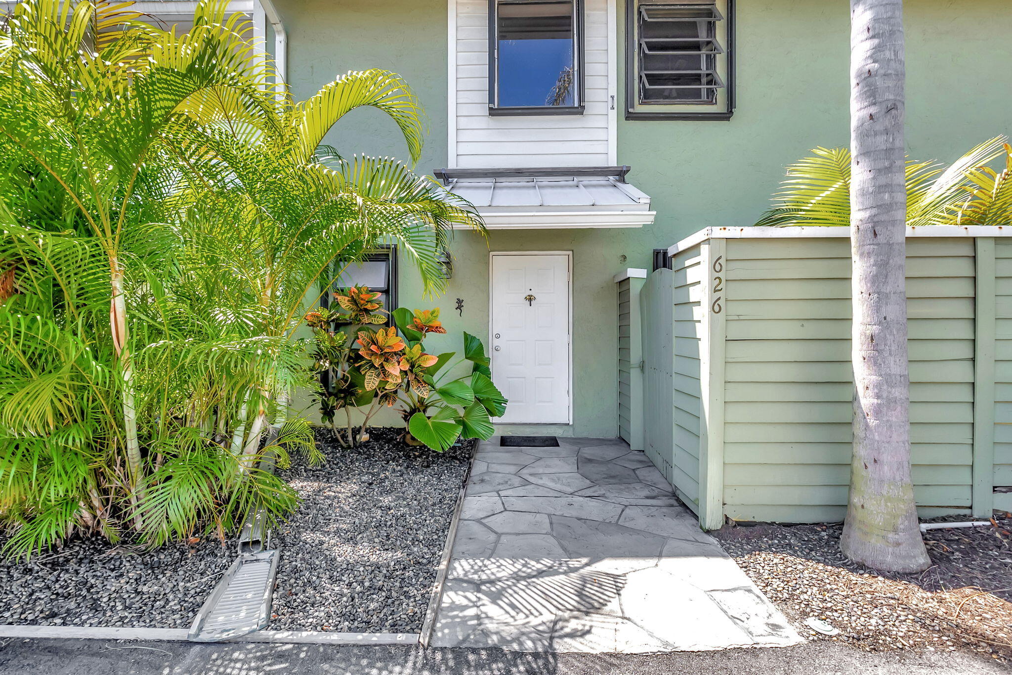 626 Mariners Way Boynton Beach, FL 33435 - Photo 6 of 47 31-web-or-mls-DSC_0370