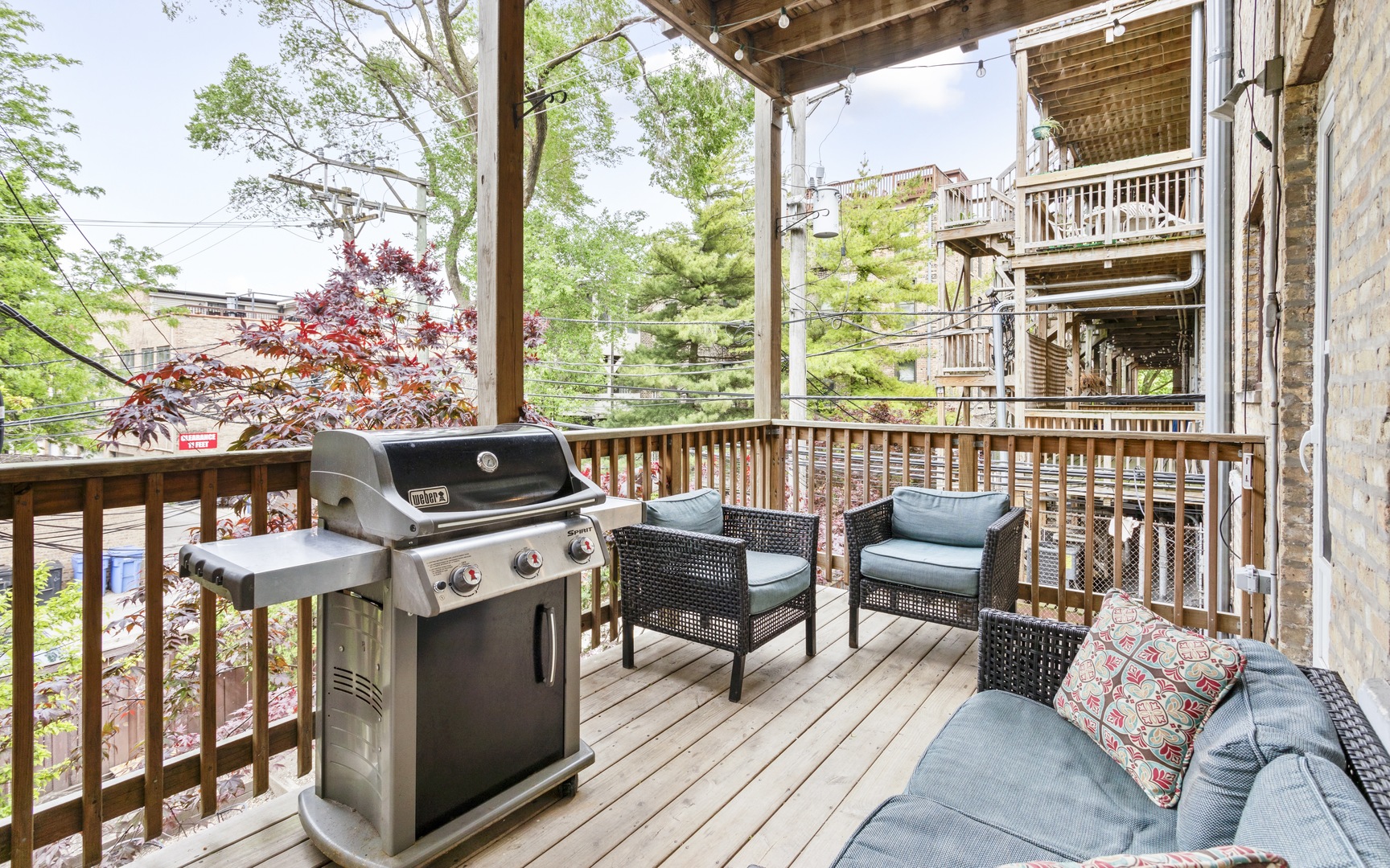 1214 West Webster Avenue, Unit 2E Chicago, IL 60614 - Photo 21 of 23 a view of a chairs and table in the balcony