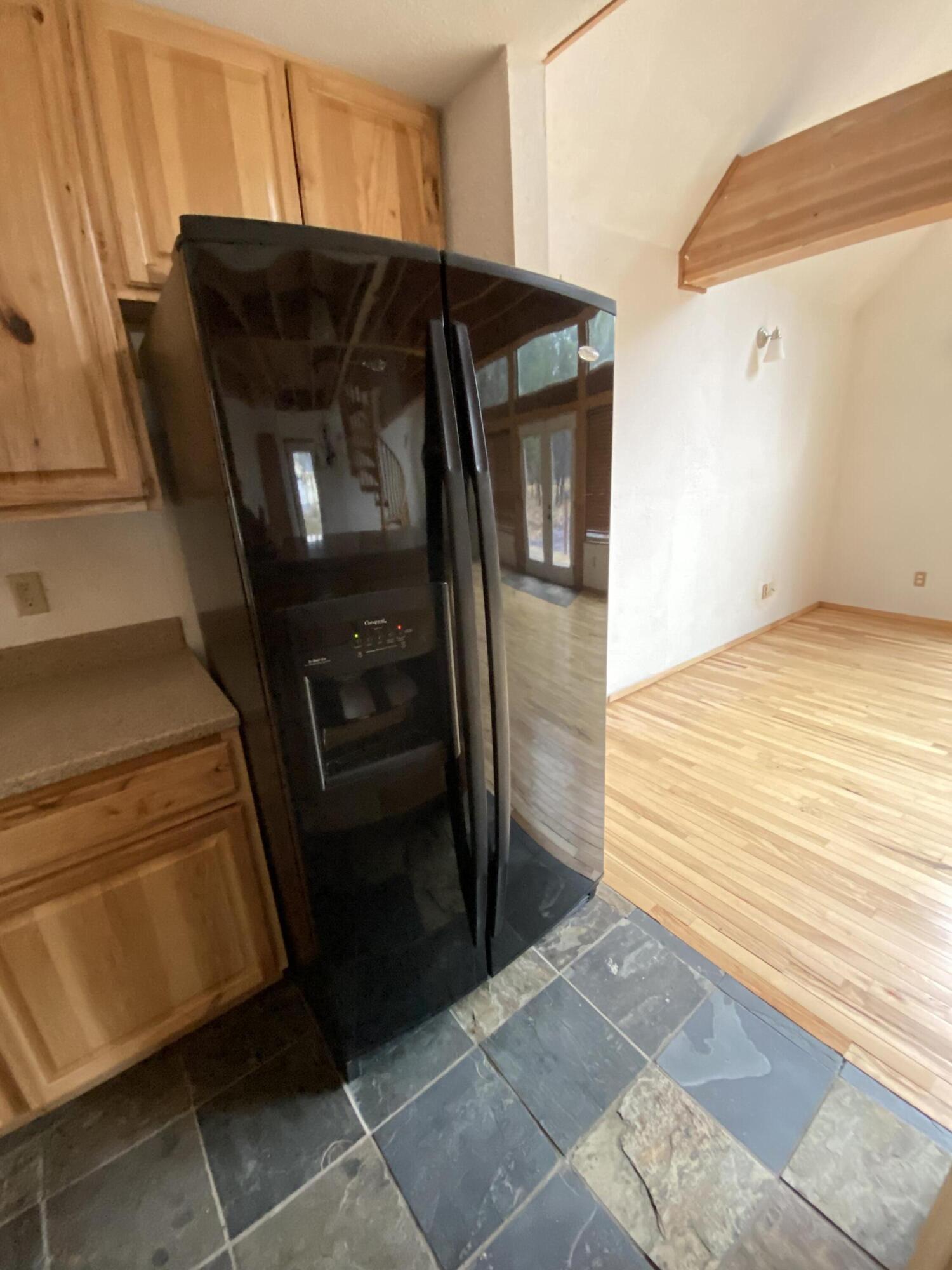 54896 Huntington Road Bend, OR 97707 - Photo 31 of 67 IMG_1387