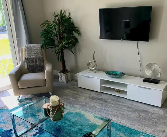 $2,300 | 300 Duck Key Drive, Unit 6, Marathon, FL 33050