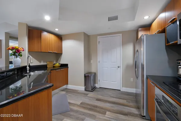 $2,800 | 241 Riverside Drive, Unit 208, Daytona Beach, FL 32117