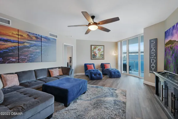 $2,800 | 241 Riverside Drive, Unit 208, Daytona Beach, FL 32117