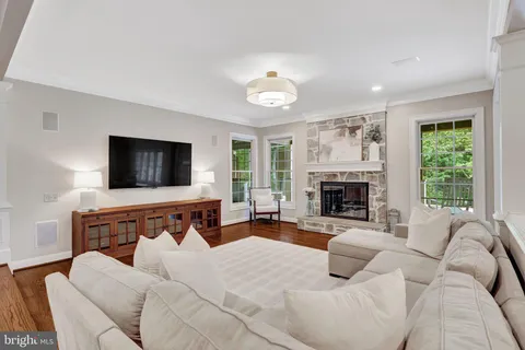 $1,850,000 | 11394 Fox Vale Glen Court, Oakton, VA 22124