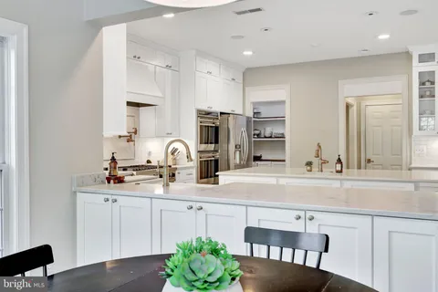 $1,850,000 | 11394 Fox Vale Glen Court, Oakton, VA 22124