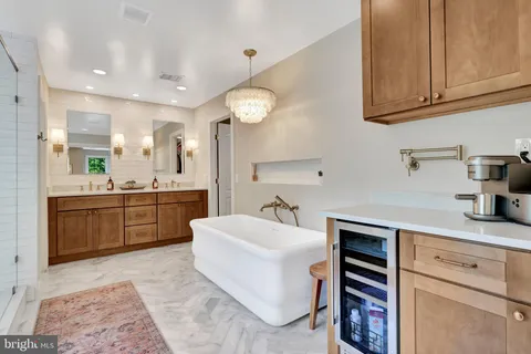 $1,850,000 | 11394 Fox Vale Glen Court, Oakton, VA 22124