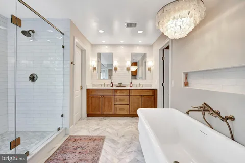 $1,850,000 | 11394 Fox Vale Glen Court, Oakton, VA 22124