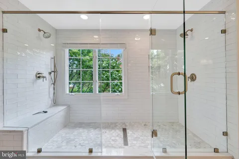 $1,850,000 | 11394 Fox Vale Glen Court, Oakton, VA 22124